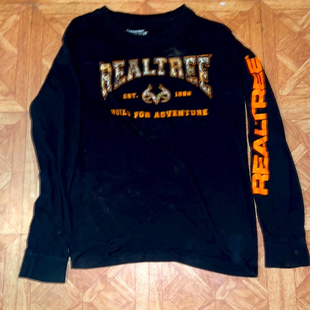Real tree long sleeve shirt only worn a couple times